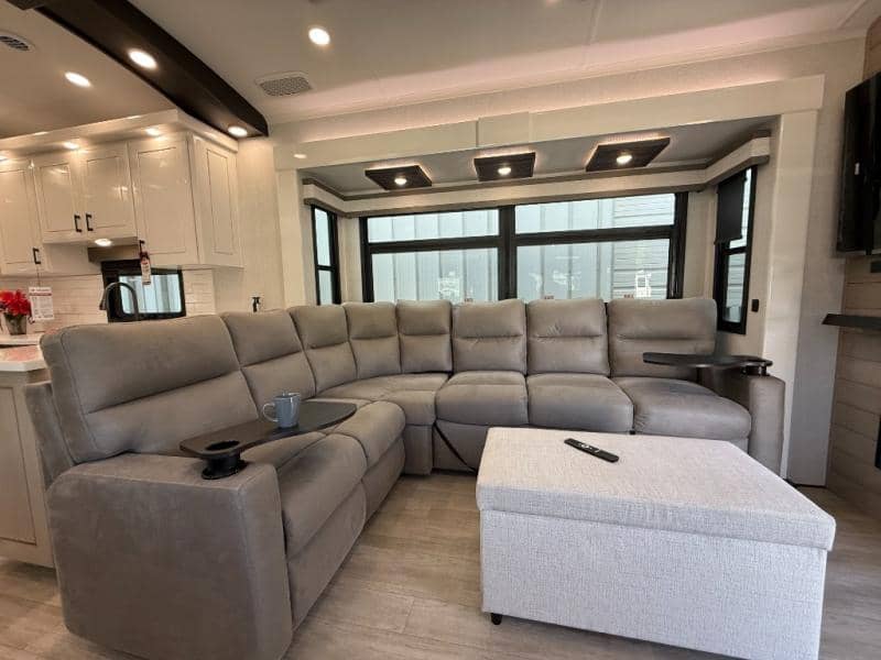 2026 Jayco 2026 Jayco Pinnacle - thumbnail 20