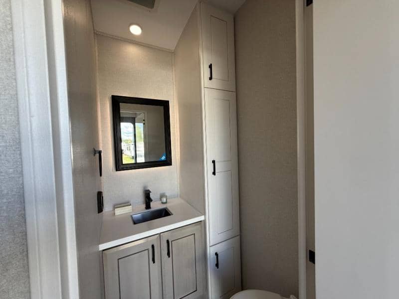 2026 Jayco 2026 Jayco Pinnacle - thumbnail 24