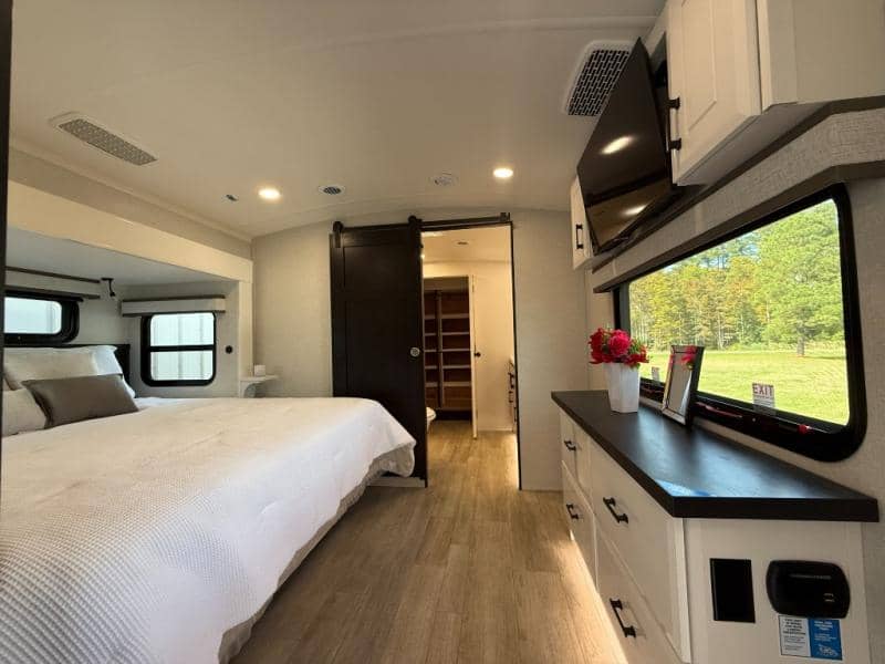 2026 Jayco 2026 Jayco Pinnacle - thumbnail 28