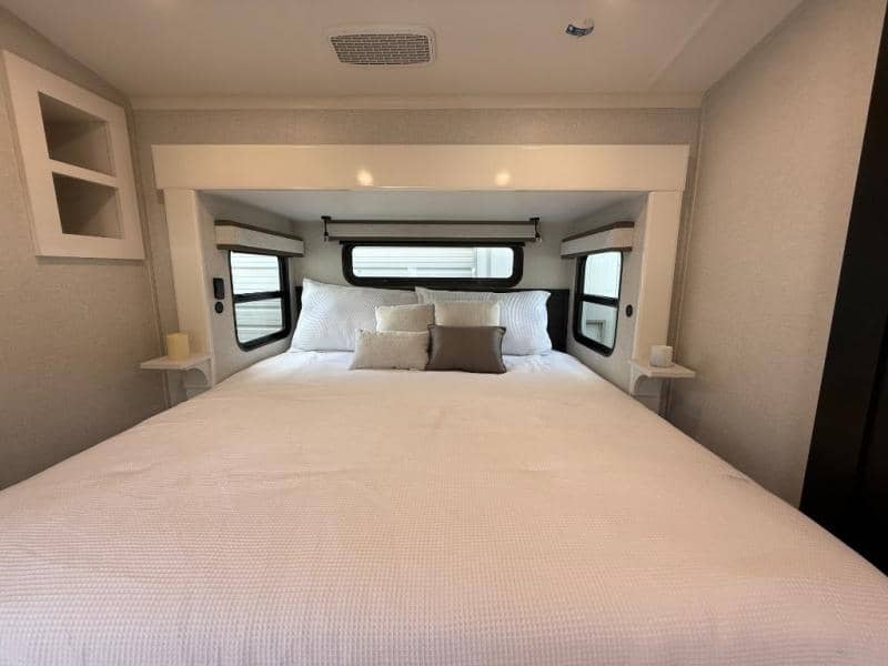 2026 Jayco 2026 Jayco Pinnacle - thumbnail 30