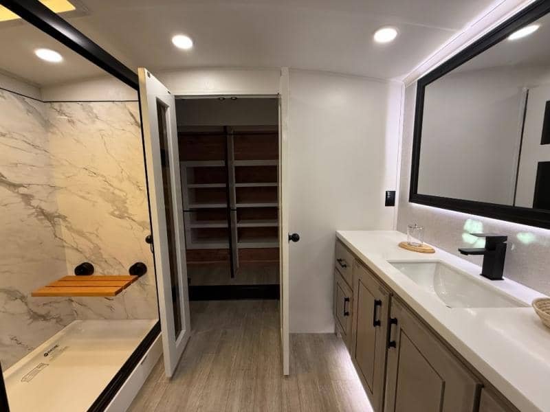 2026 Jayco 2026 Jayco Pinnacle - thumbnail 35