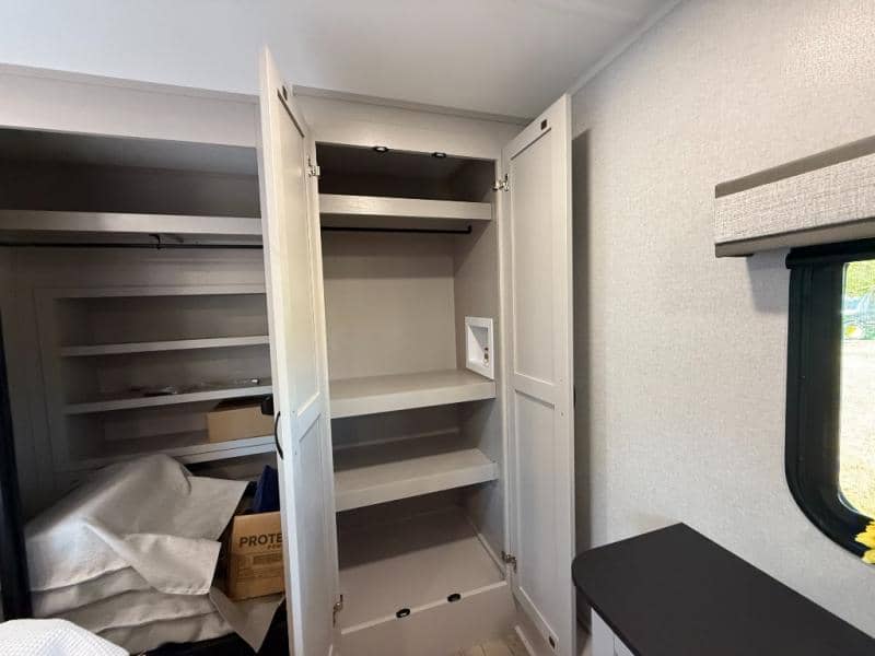 2026 Jayco 2026 Jayco Seismic Toy Hauler - thumbnail 26