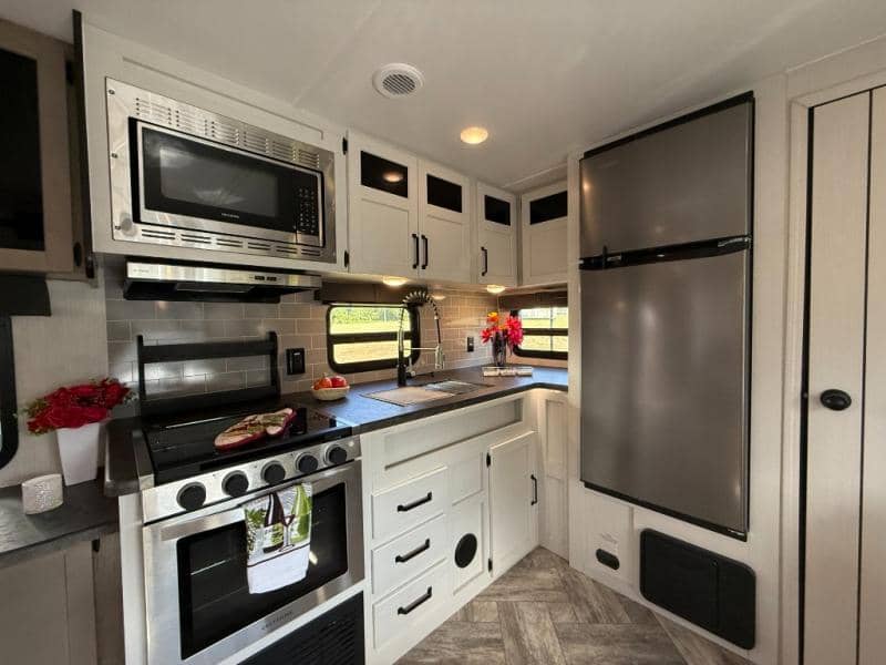 2023 Forest River 2023 Forest River Puma - thumbnail 9