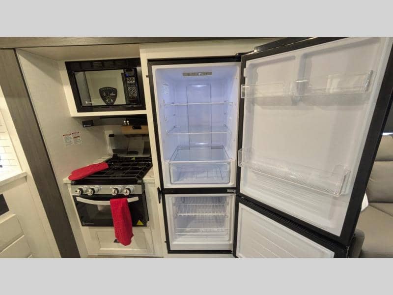 2025 Venture RV 2025 Venture RV Stratus - thumbnail 17