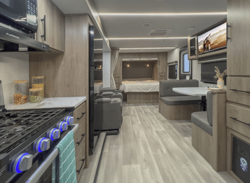 2025 Grand Design 2025 Grand Design Imagine XLS - thumbnail 26