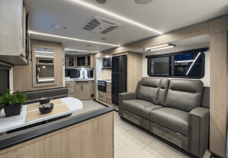 2025 Grand Design 2025 Grand Design Imagine XLS - thumbnail 24