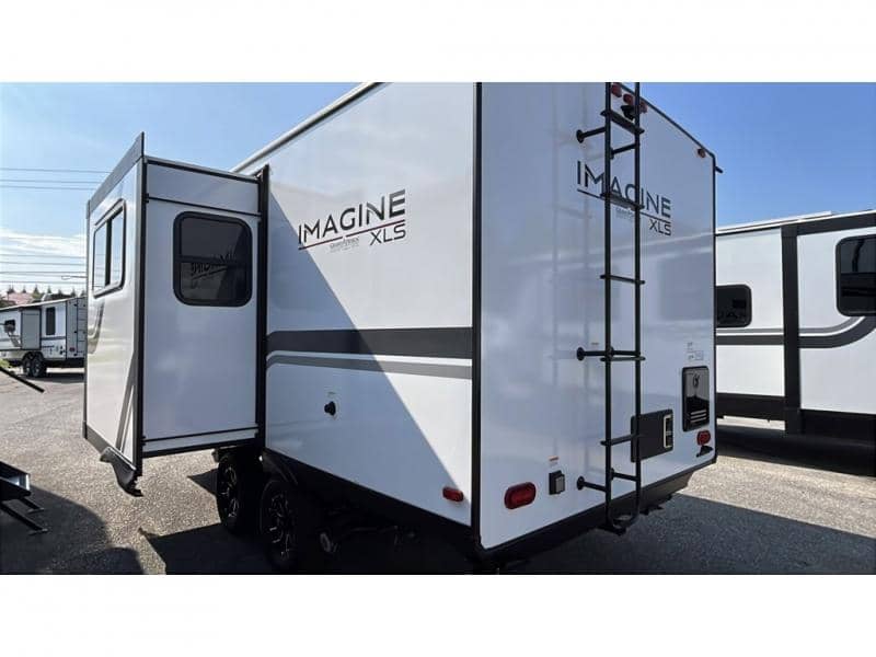 2026 Grand Design 2026 Grand Design Imagine XLS - thumbnail 6