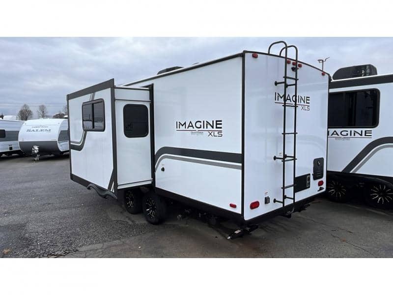 2026 Grand Design 2026 Grand Design Imagine XLS - thumbnail 4