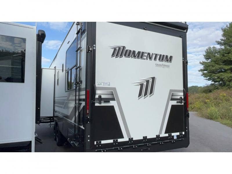 2026 Grand Design 2026 Grand Design Momentum G-Class - thumbnail 6