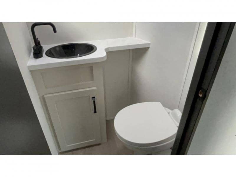 2026 Grand Design 2026 Grand Design Momentum G-Class - thumbnail 13