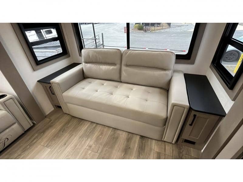 2026 Grand Design 2026 Grand Design Reflection - thumbnail 10