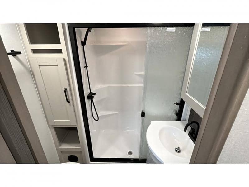 2026 Grand Design 2026 Grand Design Reflection - thumbnail 17