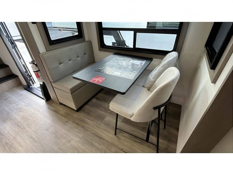 2026 Grand Design 2026 Grand Design Reflection - thumbnail 14