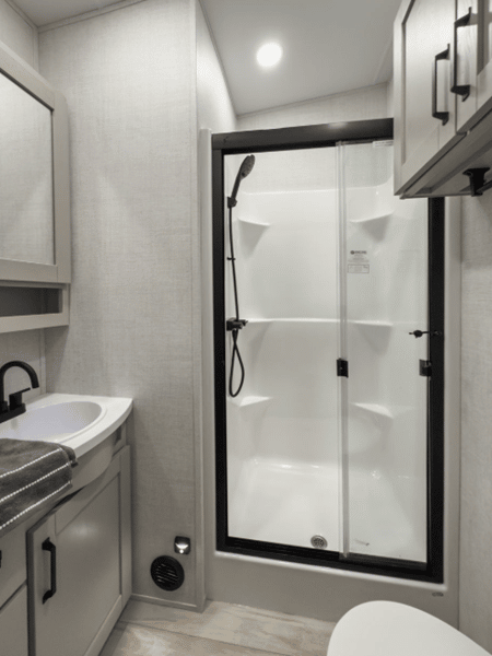 2026 Grand Design 2026 Grand Design Reflection - thumbnail 27