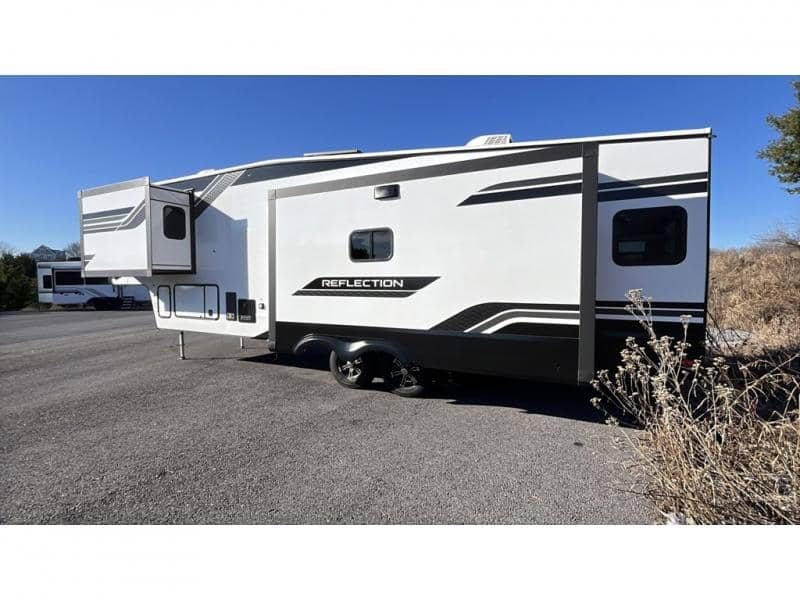 2026 Grand Design 2026 Grand Design Reflection - thumbnail 4