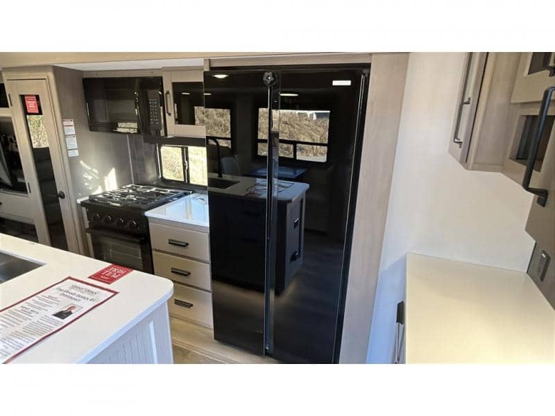 2026 Grand Design 2026 Grand Design Reflection - thumbnail 14