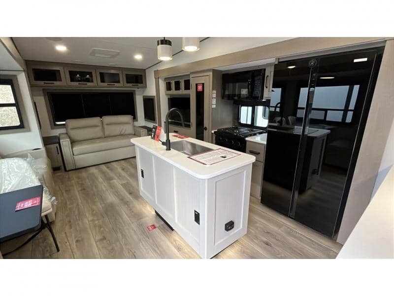 2026 Grand Design 2026 Grand Design Reflection - thumbnail 10