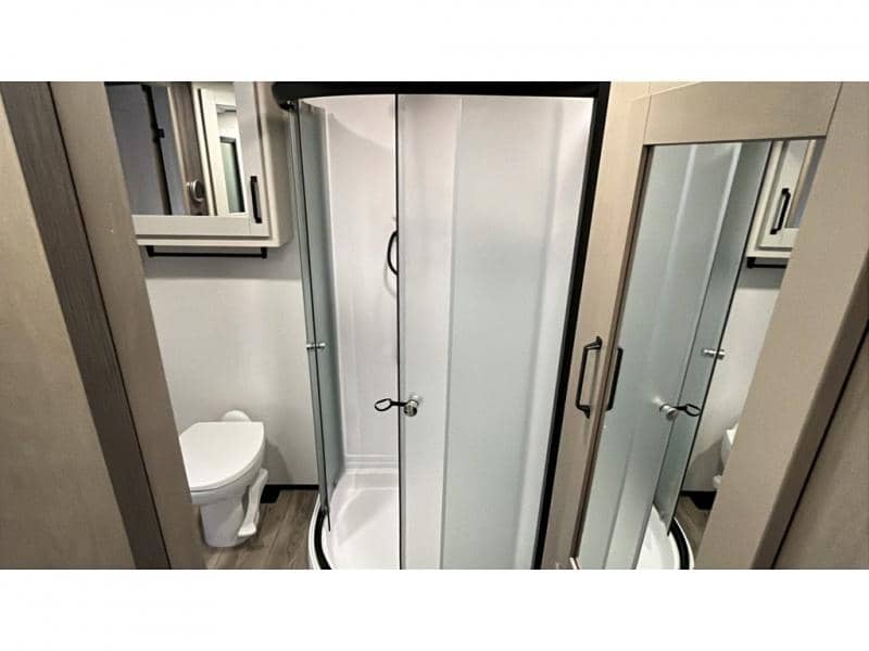 2026 Grand Design 2026 Grand Design Reflection - thumbnail 17