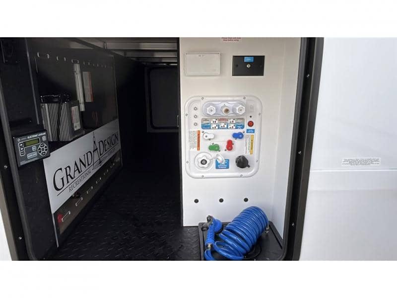 2026 Grand Design 2026 Grand Design Reflection - thumbnail 7