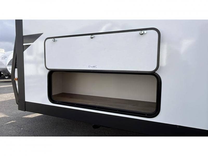 2026 Grand Design 2026 Grand Design Reflection - thumbnail 8