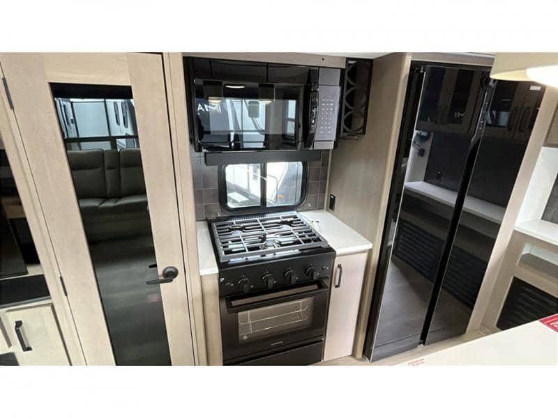 2026 Grand Design 2026 Grand Design Reflection - thumbnail 15