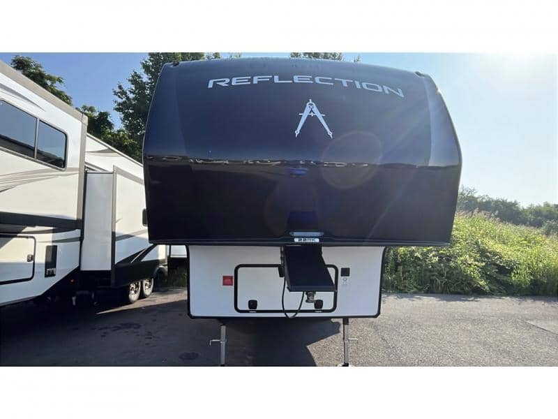 2026 Grand Design 2026 Grand Design Reflection 100 Series - thumbnail 1