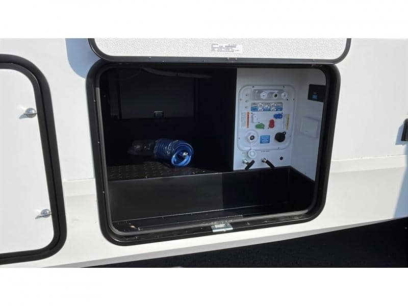 2026 Grand Design 2026 Grand Design Reflection 100 Series - thumbnail 7