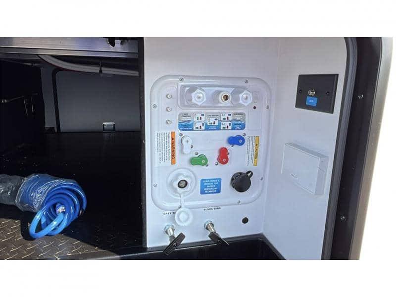 2026 Grand Design 2026 Grand Design Reflection 100 Series - thumbnail 8