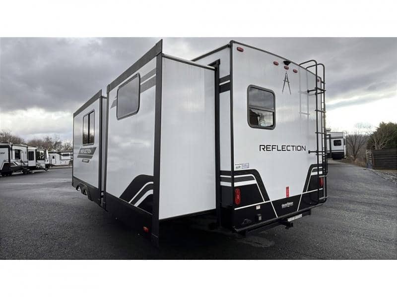 2026 Grand Design 2026 Grand Design Reflection 100 Series - thumbnail 4