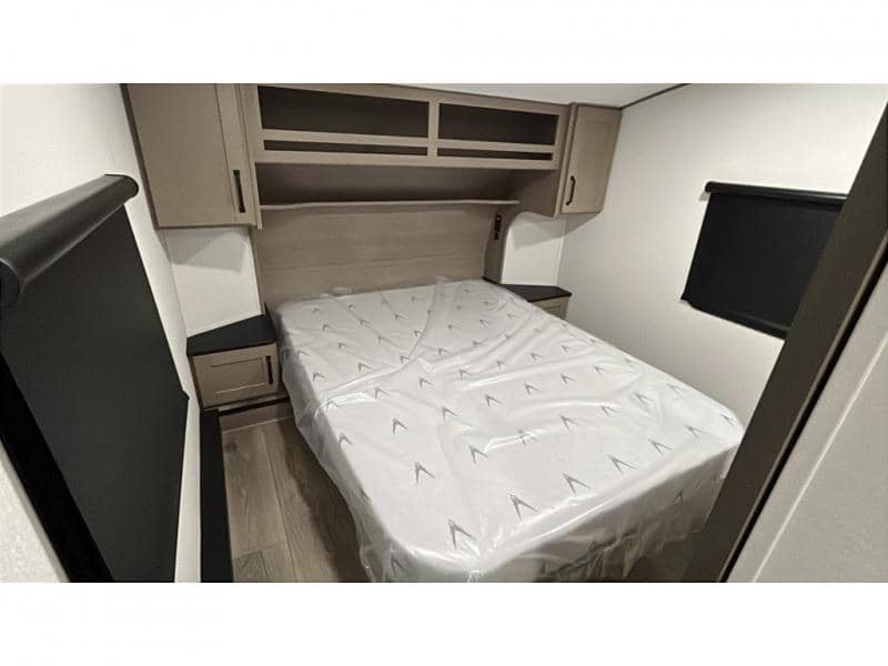 2026 Grand Design 2026 Grand Design Reflection 100 Series - thumbnail 18