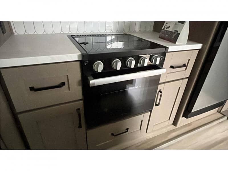 2026 Grand Design 2026 Grand Design Reflection 150 Series - thumbnail 15