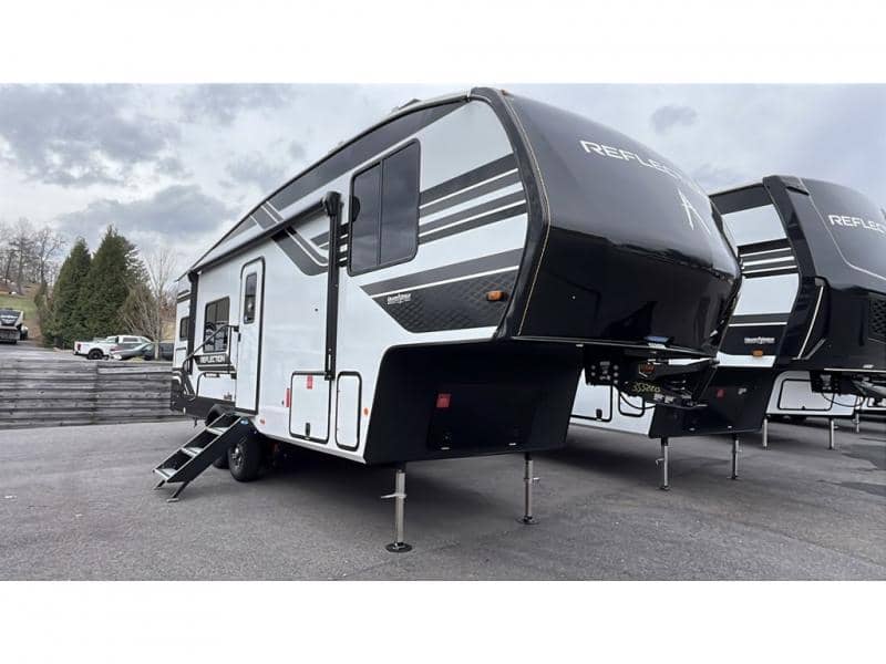 2026 Grand Design 2026 Grand Design Reflection 150 Series - thumbnail 1