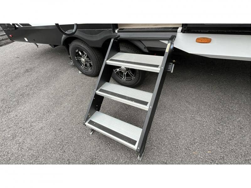 2026 Grand Design 2026 Grand Design Reflection 150 Series - thumbnail 11