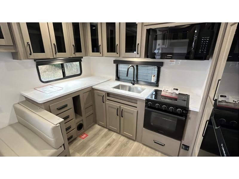 2026 Grand Design 2026 Grand Design Reflection 150 Series - thumbnail 13