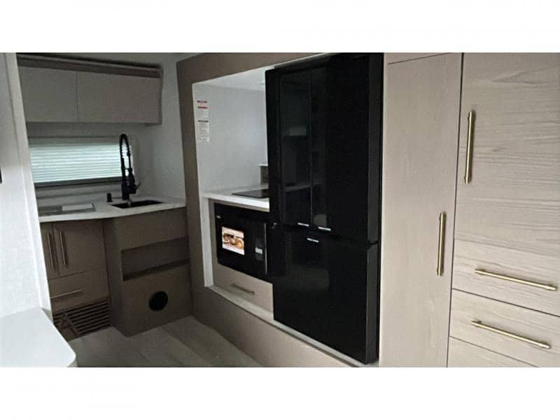 2026 Grand Design 2026 Grand Design Serenova - thumbnail 12