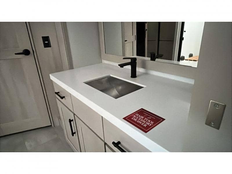 2026 Grand Design 2026 Grand Design Solitude - thumbnail 21