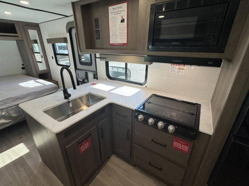 2026 Grand Design 2026 Grand Design Transcend - thumbnail 19