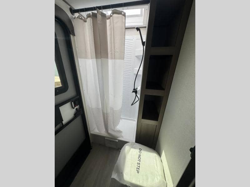 2026 Grand Design 2026 Grand Design Transcend - thumbnail 26