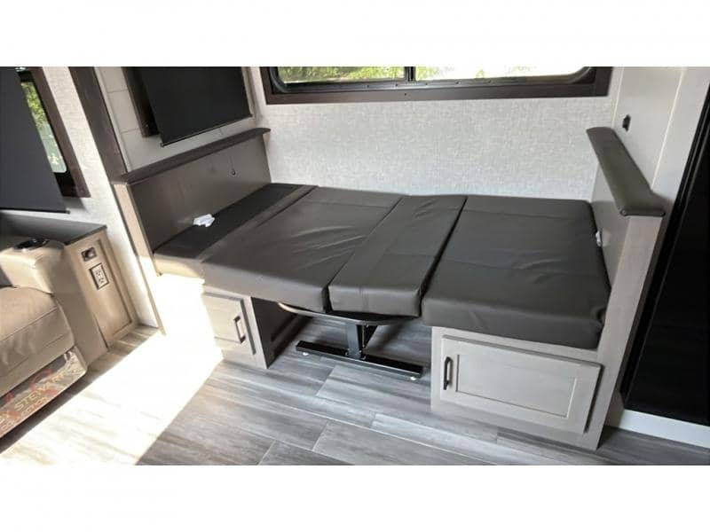 2024 Jayco 2024 Jayco Jay Feather - thumbnail 17