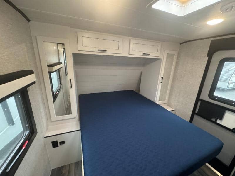 2024 Jayco 2024 Jayco Jay Feather - thumbnail 24