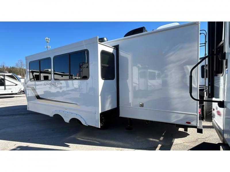 2026 Keystone RV 2026 Keystone RV Keystone Cougar - thumbnail 4