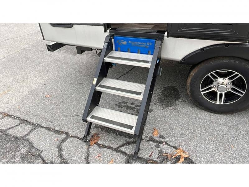 2021 Keystone RV 2021 Keystone RV Cougar Half Ton - thumbnail 10