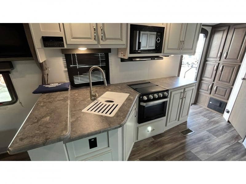 2021 Keystone RV 2021 Keystone RV Cougar Half Ton - thumbnail 14