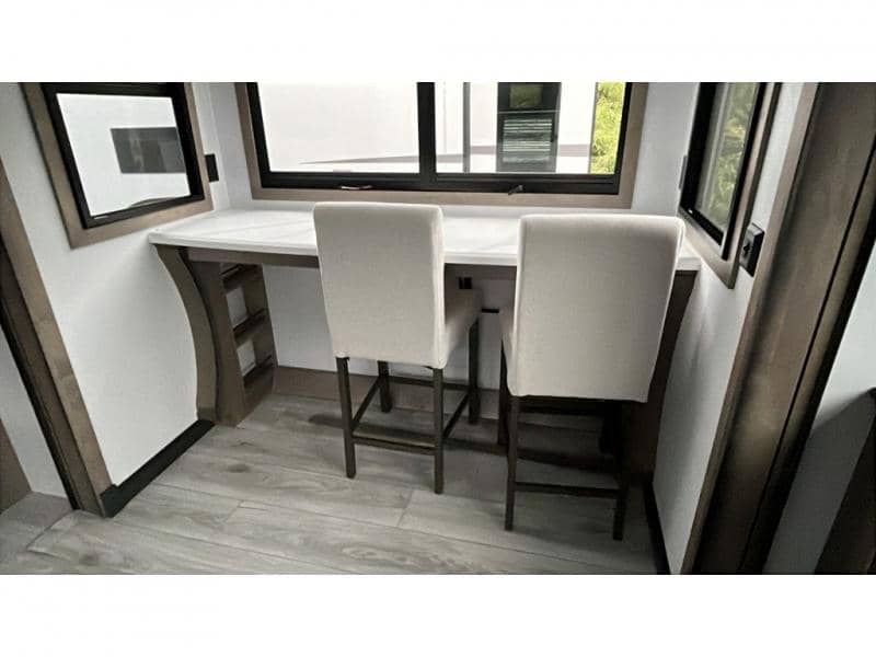 2025 Keystone RV 2025 Keystone RV Montana - thumbnail 14