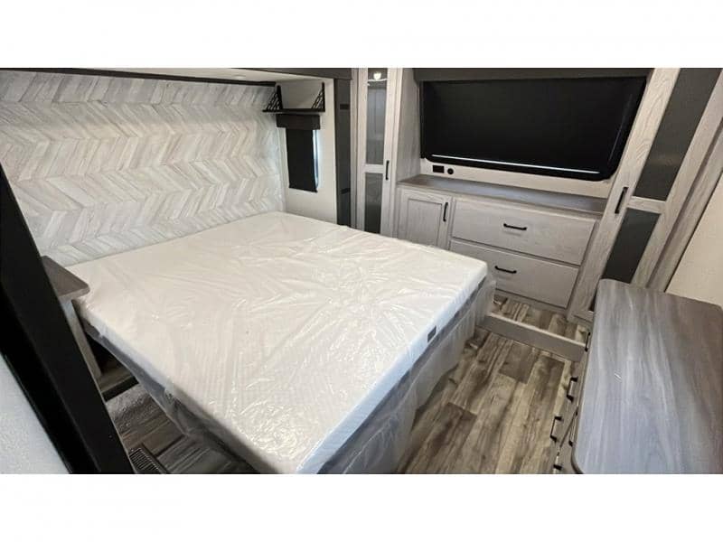 2024 Keystone RV 2024 Keystone RV Montana High Country - thumbnail 20