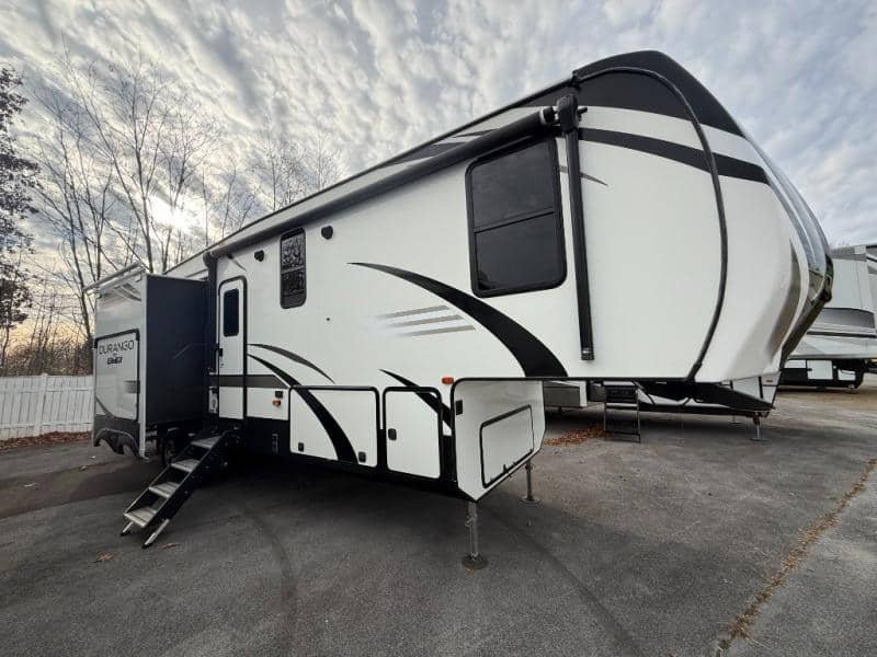 2021 Z  2021 Z  KZ RV Durango - thumbnail 4
