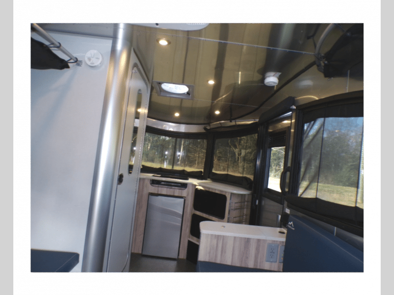 2020 Airstream 2020 Airstream Basecamp - thumbnail 12