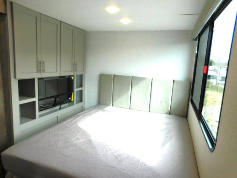 2025 Alliance RV 2025 Alliance RV Avenue - thumbnail 26