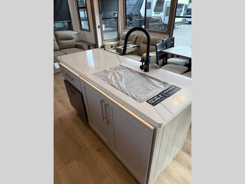 2026 Alliance RV 2026 Alliance RV Benchmark - thumbnail 27