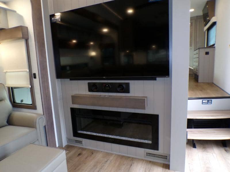 2026 Alliance RV 2026 Alliance RV Paradigm - thumbnail 19